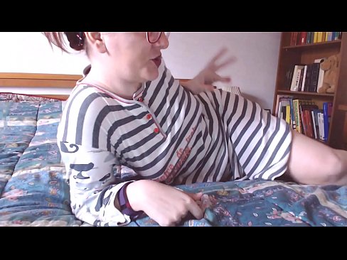❤️ Huelt dëse grousse schwaarze Hunn an Ärem Mond klenge Sklave ️❌ Porno bei eis ☑